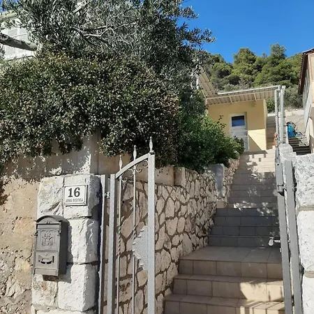 Matea Apartment Hvar Town